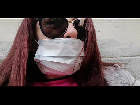 ❤️ Nicoletta o iphetetsa ho moahelani oa hae le pees ka karacheng ea hae (Special Covid19 Italy Quarantine) ❤ ﹏